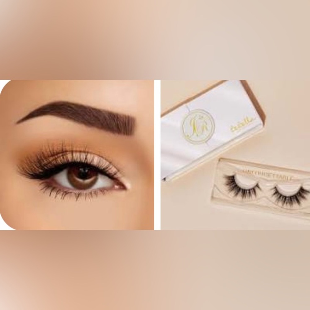 NIB faux lashes